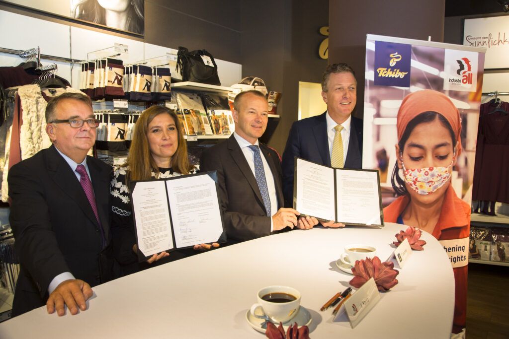 IndustriALL signs GFA with Tchibo in Hamburg (photo credit Tchibo)